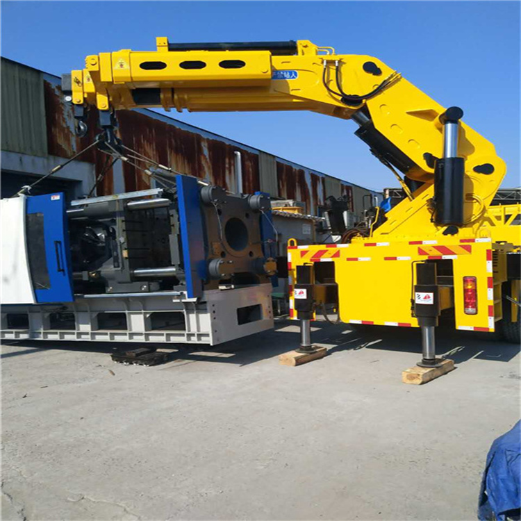 小榄镇 大吨位折臂吊出租费用解析：一小时租赁多少钱