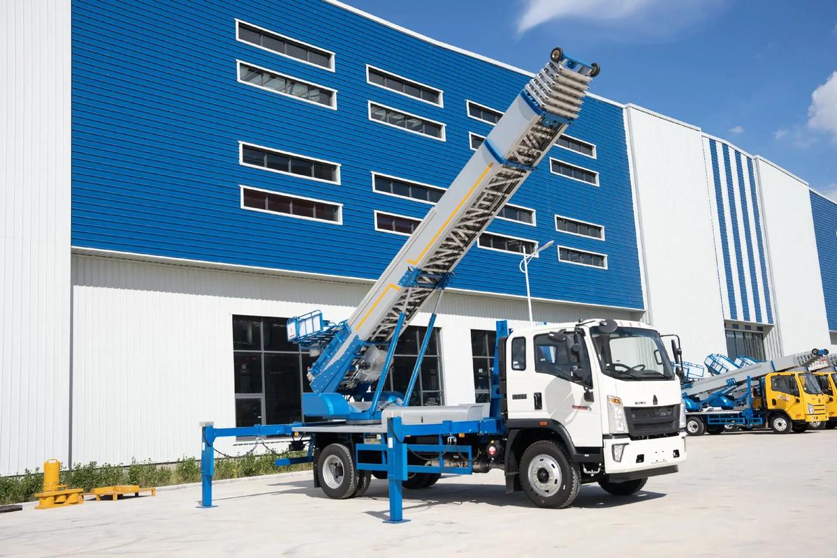 小榄镇小型云梯车上料车租赁多少钱