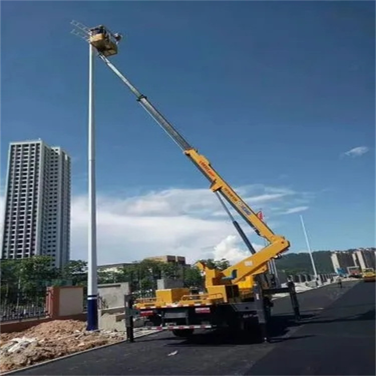 小榄镇维修路灯的曲臂升降车出租