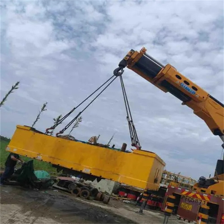 小榄镇随车吊吊集装箱怎么吊